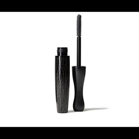 MAC In Extreme Dimension 3D Black Mascara - Picture 2 of 5
